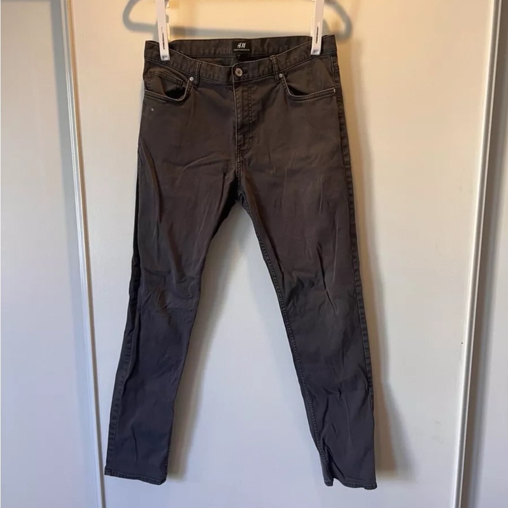 Gray H&M Jeans Men’s 32 Read Description Classic Casual